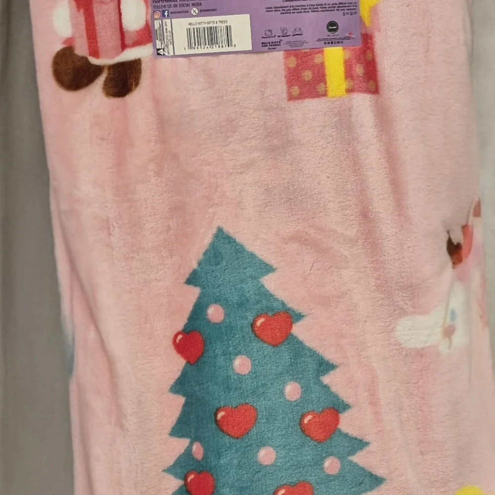 Hello Kitty Cloud Throw Blanket